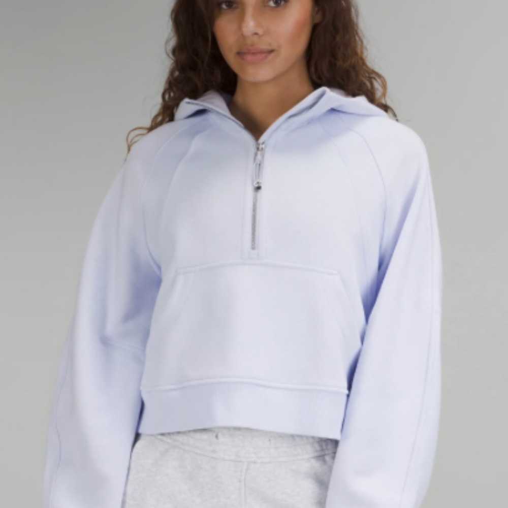 ISO lululemon scubas xs (NOT FOR SALE)
